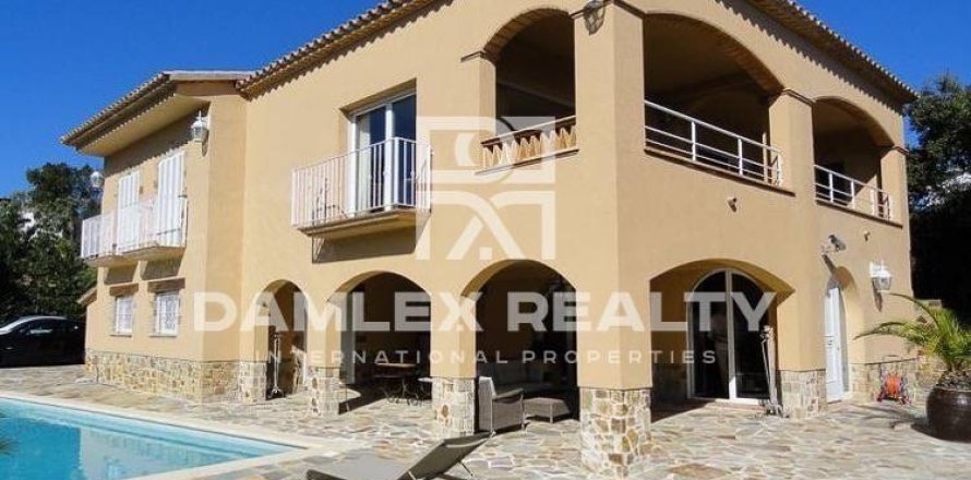 Willa w Platja D'aro, Girona, Hiszpania 4 sypialnie, 408 mkw. nr 176928