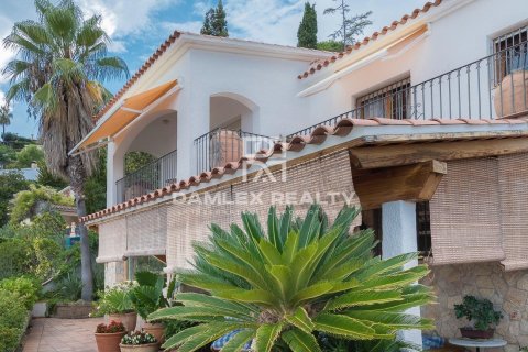 Willa w Lloret de Mar, Girona, Hiszpania 3 sypialnie, 245 mkw. nr 176931 – zdjęcie 3