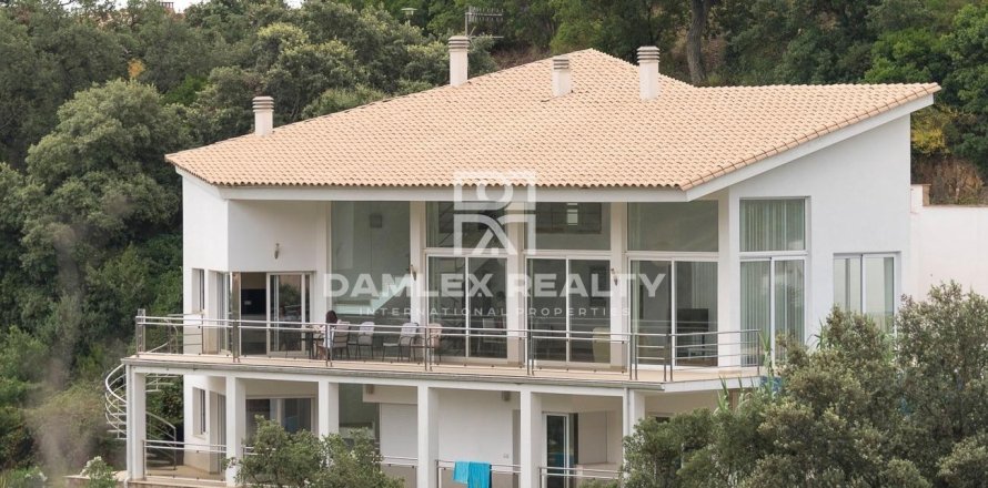 Willa w Platja D'aro, Girona, Hiszpania 5 sypialni, 416 mkw. nr 176930