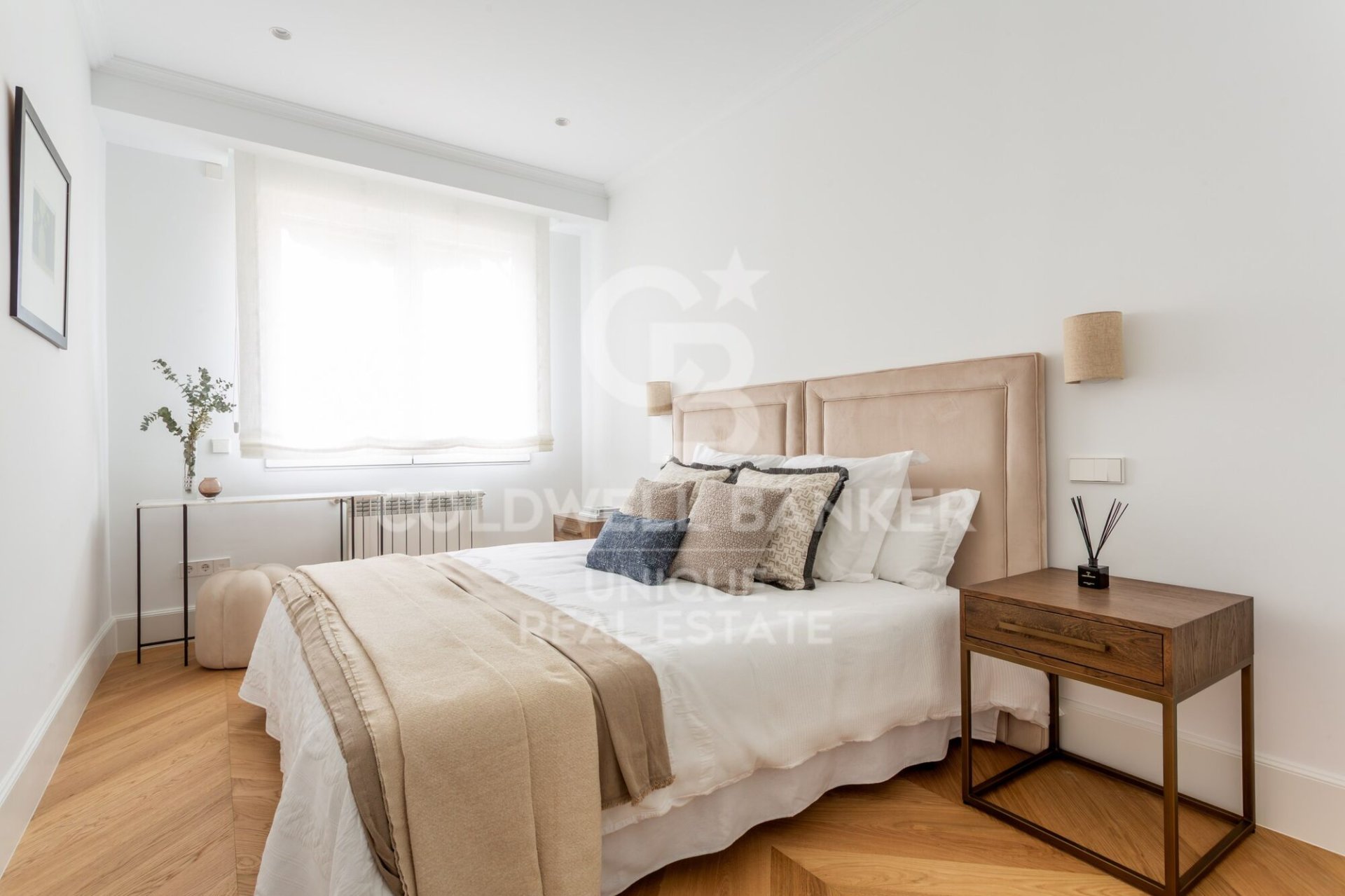 Appartamento a Madrid, Spagna 3 camere da letto, 192 mq. N° 178688