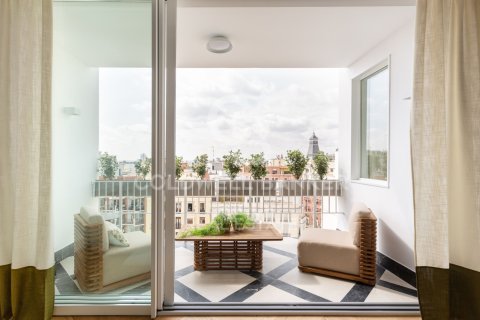 Apartment à Madrid, Espagne 3 chambres, 192 m2 No. 178688