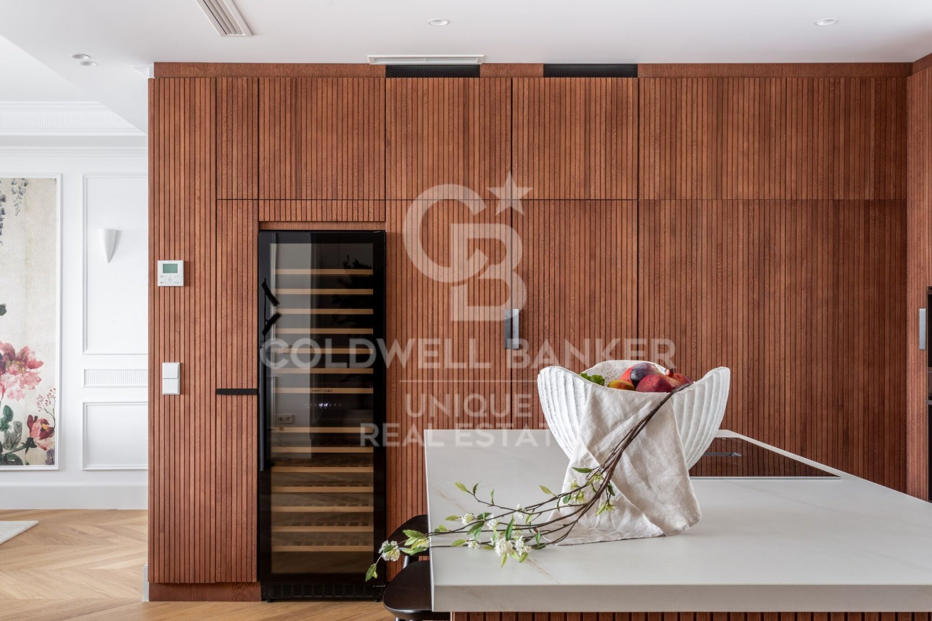 Appartamento a Madrid, Spagna 3 camere da letto, 192 mq. N° 178688