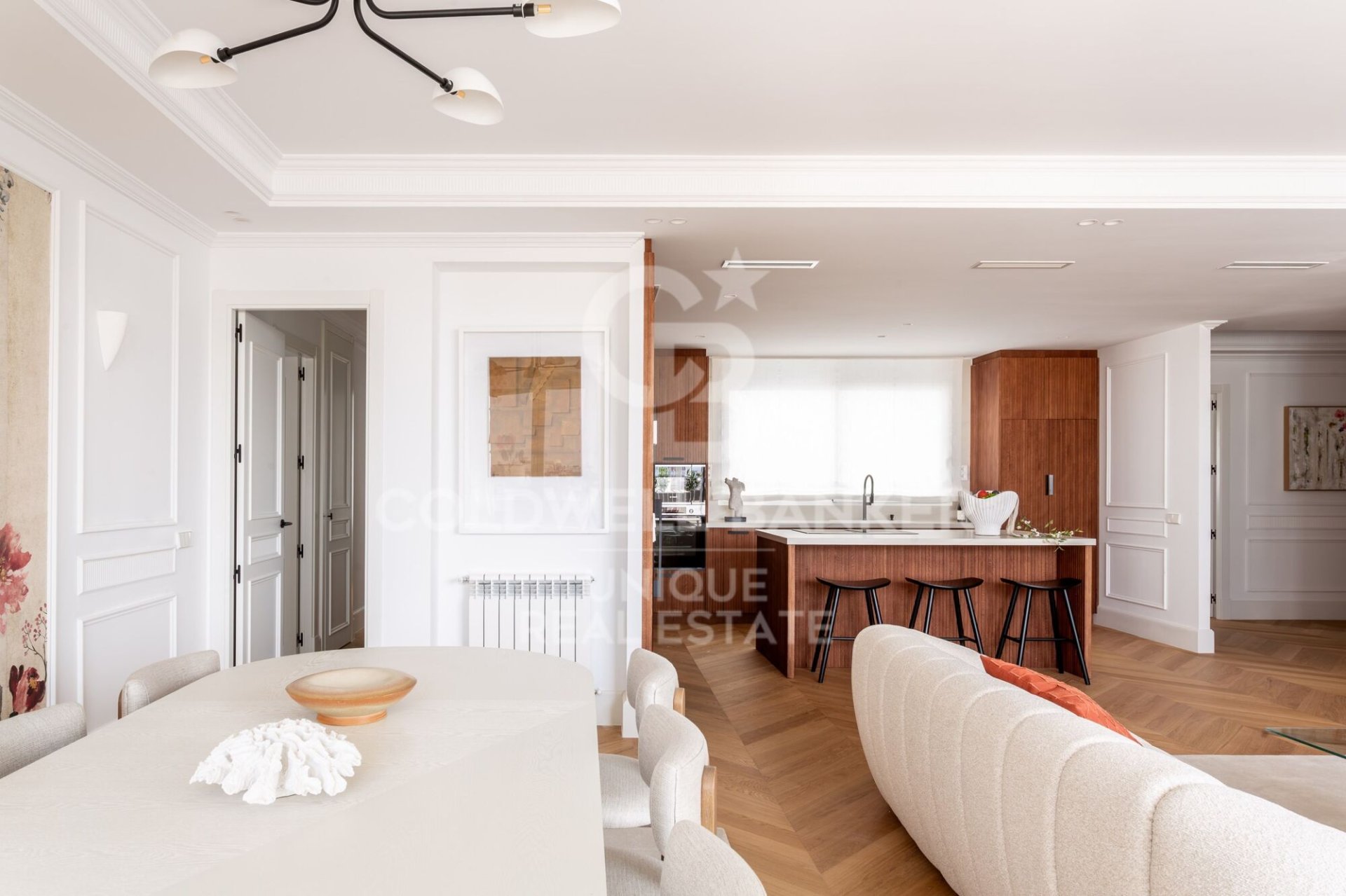 Appartamento a Madrid, Spagna 3 camere da letto, 192 mq. N° 178688
