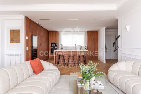 Apartment à vendre à Madrid, Espagne, 3 chambres, 192 m2 No. 178688 - photo 3