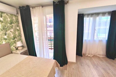 Apartamento en Alicante, España 3 dormitorios, 85 m2 No. 166029