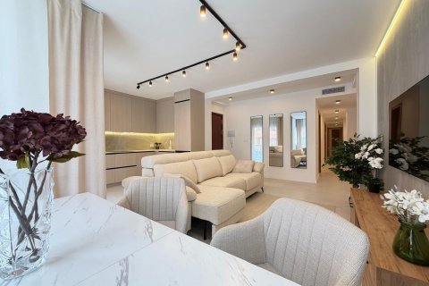 Huoneisto myytävänä Torrevieja, Alicante, Espanja, 4 makuuhuonetta, 107 m2 No. 166028 - kuva 14