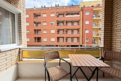Huoneisto myytävänä Torrevieja, Alicante, Espanja, 4 makuuhuonetta, 107 m2 No. 166028 - kuva 25