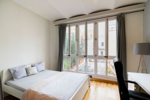Apartament w Barcelona, Hiszpania 1 sypialnia, 89 mkw. nr 167838 – zdjęcie 12