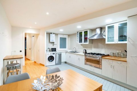 Apartament w Barcelona, Hiszpania 1 sypialnia, 89 mkw. nr 167838 – zdjęcie 8