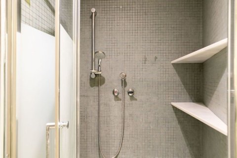 Apartament w Barcelona, Hiszpania 1 sypialnia, 89 mkw. nr 167838 – zdjęcie 17