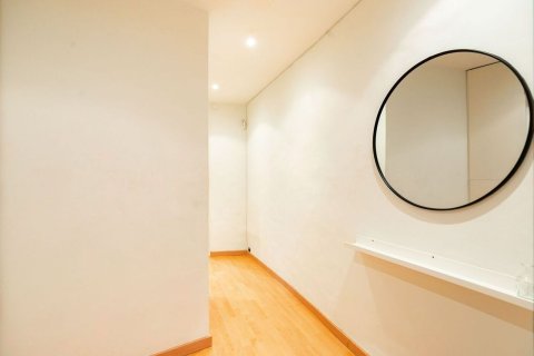 Apartament w Barcelona, Hiszpania 1 sypialnia, 89 mkw. nr 167838 – zdjęcie 23