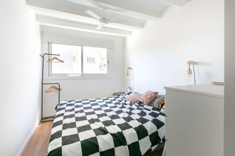Apartamento en venta en Barcelona, España 2 dormitorios, 64 m2 No. 167834 - foto 8