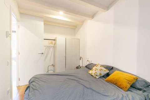 Apartamento en venta en Barcelona, España 2 dormitorios, 64 m2 No. 167834 - foto 11