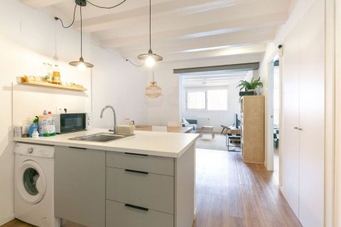 Apartamento en venta en Barcelona, España 2 dormitorios, 64 m2 No. 167834 - foto 6