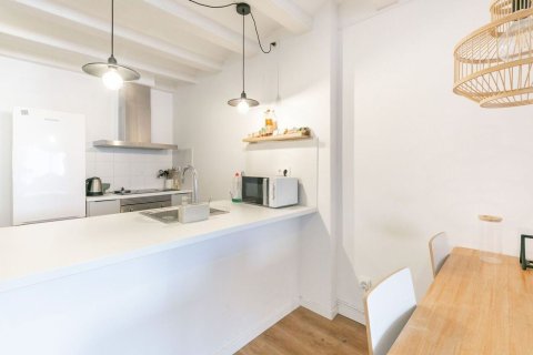 Apartamento en venta en Barcelona, España 2 dormitorios, 64 m2 No. 167834 - foto 4