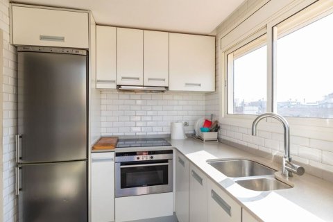 Apartamento en venta en Barcelona, España 1 dormitorio, 64 m2 No. 167835 - foto 10