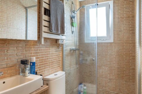 Apartamento en venta en Barcelona, España 1 dormitorio, 64 m2 No. 167835 - foto 12