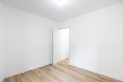 Apartament w Barcelona, Hiszpania 2 sypialnie, 50 mkw. nr 167837 – zdjęcie 16