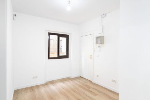 Apartament w Barcelona, Hiszpania 2 sypialnie, 50 mkw. nr 167837 – zdjęcie 11