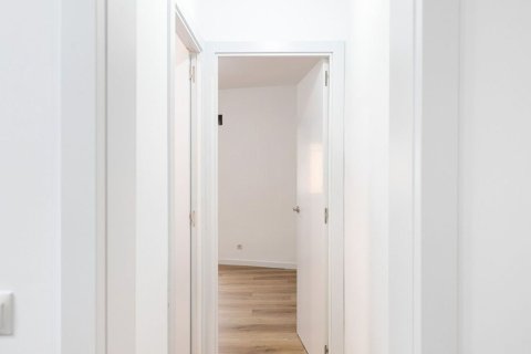 Apartament w Barcelona, Hiszpania 2 sypialnie, 50 mkw. nr 167837 – zdjęcie 18