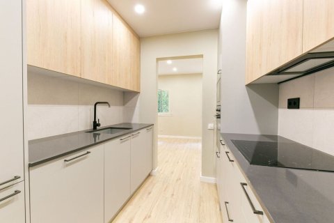 Apartament w Barcelona, Hiszpania 2 sypialnie, 58 mkw. nr 167836 – zdjęcie 8