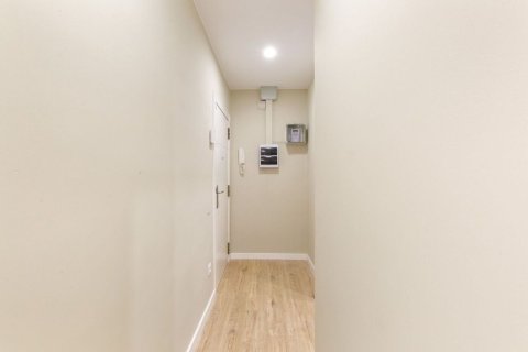 Apartament w Barcelona, Hiszpania 2 sypialnie, 58 mkw. nr 167836 – zdjęcie 22