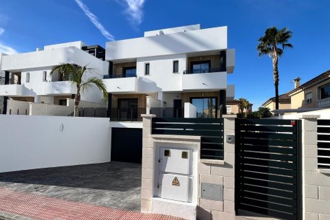 Продажа виллы в Бенферри, Аликанте, Испания 3 спальни, 222м2 №151544 - фото 24