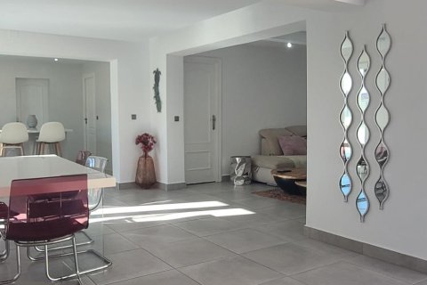 Villa pārdošanā Torrevieja, Alicante, Spānijā 4 istabas, 140 m2 Nr. 150141 - attēls 15