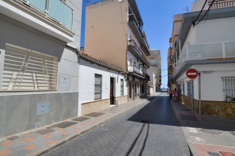 Apartment for sale Fuengirola, Malaga, Spain 3 bedrooms, 102 sq.m. No. 119619 - photo 2