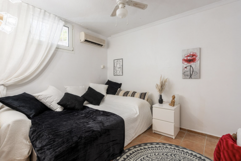 Продажа таухауса в Ла Аталайя, Малага, Испания 2 спальни, 84м2 №119620 - фото 15