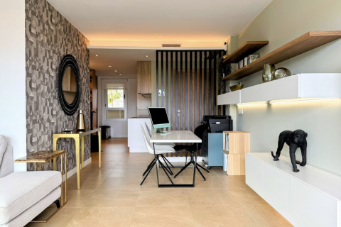 Huoneisto myytävänä Mijas Costa, Malaga, Espanja, 2 makuuhuonetta, 81 m2 No. 119618 - kuva 4