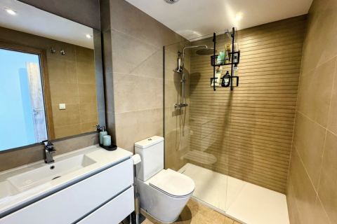 Huoneisto myytävänä Mijas Costa, Malaga, Espanja, 2 makuuhuonetta, 81 m2 No. 119618 - kuva 16
