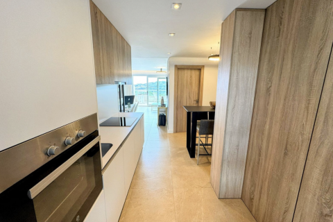 Huoneisto myytävänä Mijas Costa, Malaga, Espanja, 2 makuuhuonetta, 81 m2 No. 119618 - kuva 13