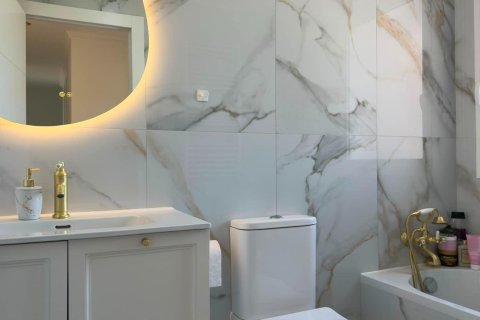 Продажа дома в Сан-Хуан, Аликанте, Испания 3 спальни, 275м2 №177502 - фото 25