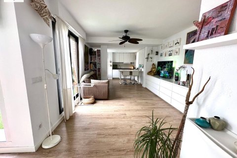 Penthouse for sale in Valencia, Spain 1 bedroom, 105 sq.m. No. 177499 - photo 5