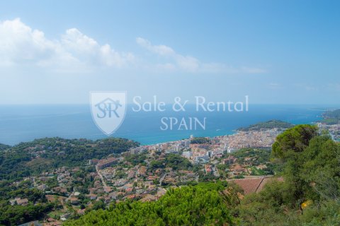 House for sale in Lloret de Mar, Girona, Spain 3 bedrooms, 200 sq.m. No. 168990 - photo 15
