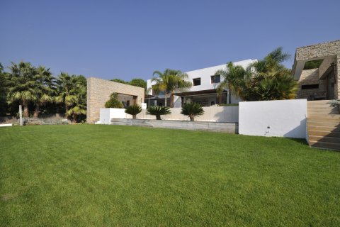 Продажа дома в Сан-Андреу-де-Льяванерес, Барселона, Испания 7 спален,  №141306 - фото 4