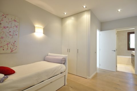 Продажа дома в Сан-Андреу-де-Льяванерес, Барселона, Испания 7 спален,  №141306 - фото 17