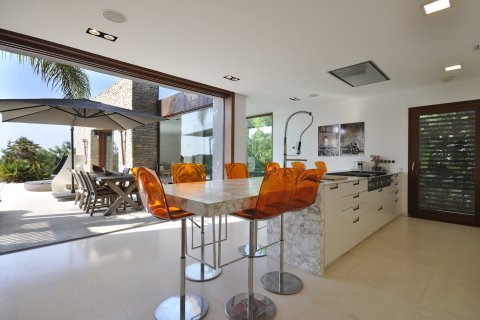 Продажа дома в Сан-Андреу-де-Льяванерес, Барселона, Испания 7 спален,  №141306 - фото 10