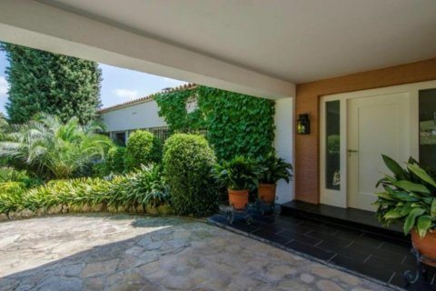 Hus till salu i Sant Andreu de Llavaneres, Barcelona, Spanien 9 sovrum,  Nr. 141304 - foto 5