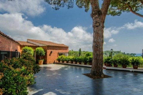 Hus till salu i Sant Andreu de Llavaneres, Barcelona, Spanien 9 sovrum,  Nr. 141304 - foto 12