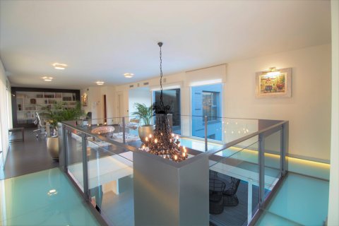 Продажа дома в Вальроманес, Барселона, Испания 4 спальни, №141305 - фото 28