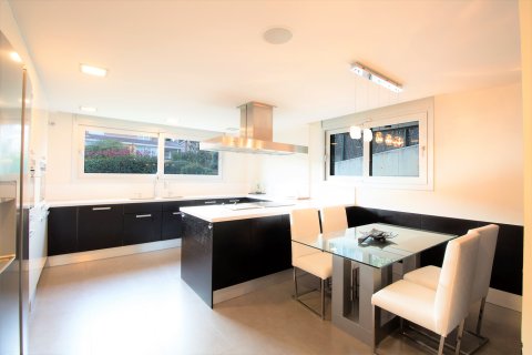 Продажа дома в Вальроманес, Барселона, Испания 4 спальни, №141305 - фото 26