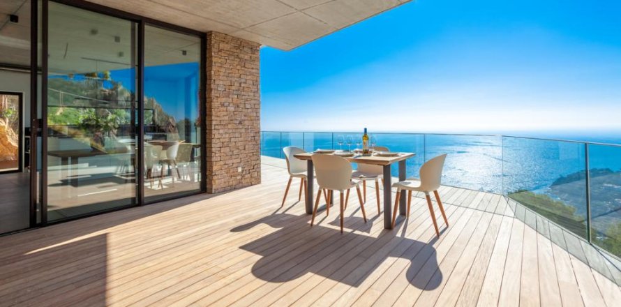 Dom w Tamariu, Girona, Hiszpania 5 sypialni, nr 141310