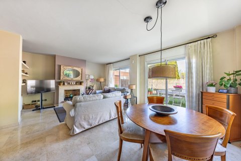 House zum Verkauf in Sant Cugat Del Valles, Barcelona, Spanien 5 Schlafzimmer, 173.55 m2 Nr. 166910 - Foto 3