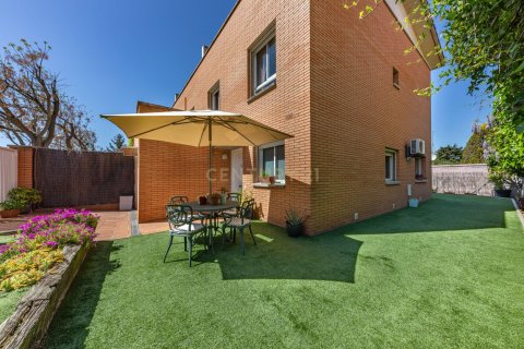 House in Sant Cugat Del Valles, Barcelona, Spain 5 bedrooms, 173.55 sq.m. No. 166910