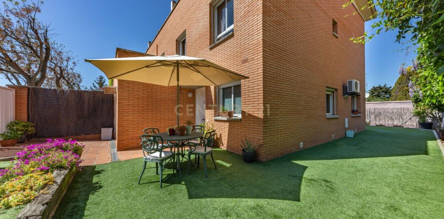 House in Sant Cugat Del Valles, Barcelona, Spain 5 bedrooms, 173.55 sq.m. No. 166910