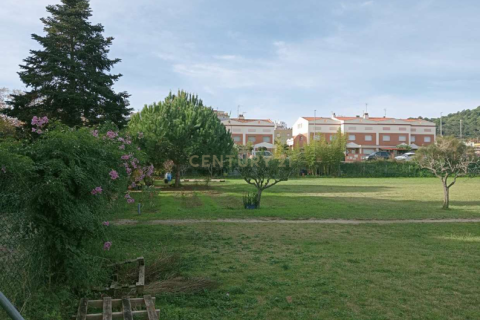 Land plot for sale in Malgrat de Mar, Barcelona, Spain No. 166906 - photo 3