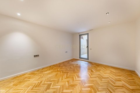 Wohnung zum Verkauf in Barcelona, Spanien 4 Schlafzimmer, 223 m2 Nr. 166908 - Foto 24