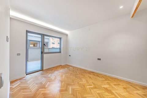 Wohnung zum Verkauf in Barcelona, Spanien 4 Schlafzimmer, 223 m2 Nr. 166908 - Foto 14